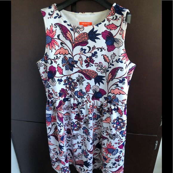 Joe Fresh EUC women’s white/fuschia/blue floral pattern summer dress size XL - Picture 1 of 3
